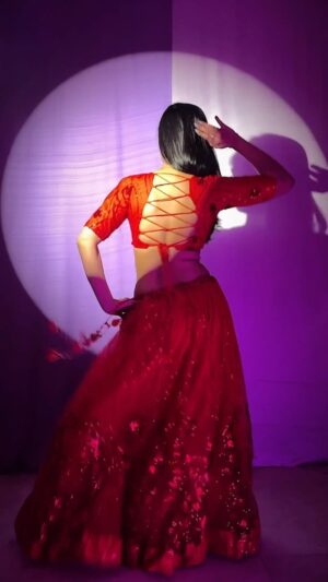 Manisha Sati Instagram - ❤️

#reels #dance #bollywoodsongs #madhuridixit #manishasati @madhuridixitnene