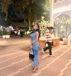 Manisha Sati Instagram - Pretending I am the view 🫣💙