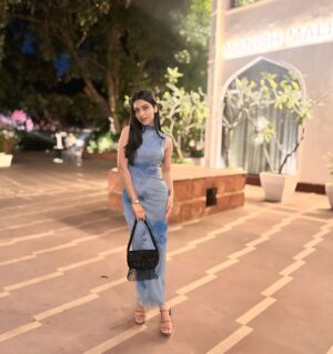 Manisha Sati Instagram - Pretending I am the view 🫣💙