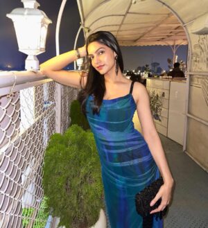 Manisha Sati Instagram - Stop & Stare 💙
#manishasati