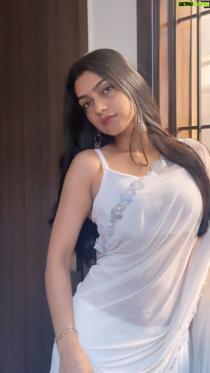 Manisha Sati - 100.1K Likes - 🤍🕊️

#transition #reel #explore #trendingreels #manishasati