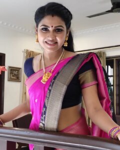 Actress Manishajith HD Photos and Wallpapers September 2025