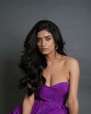Manya Singh Instagram - Hosanna 💜
Say it to yourself
You’re gorgeous and beautiful and you deserve everything you wish for!
Because you’re worth it