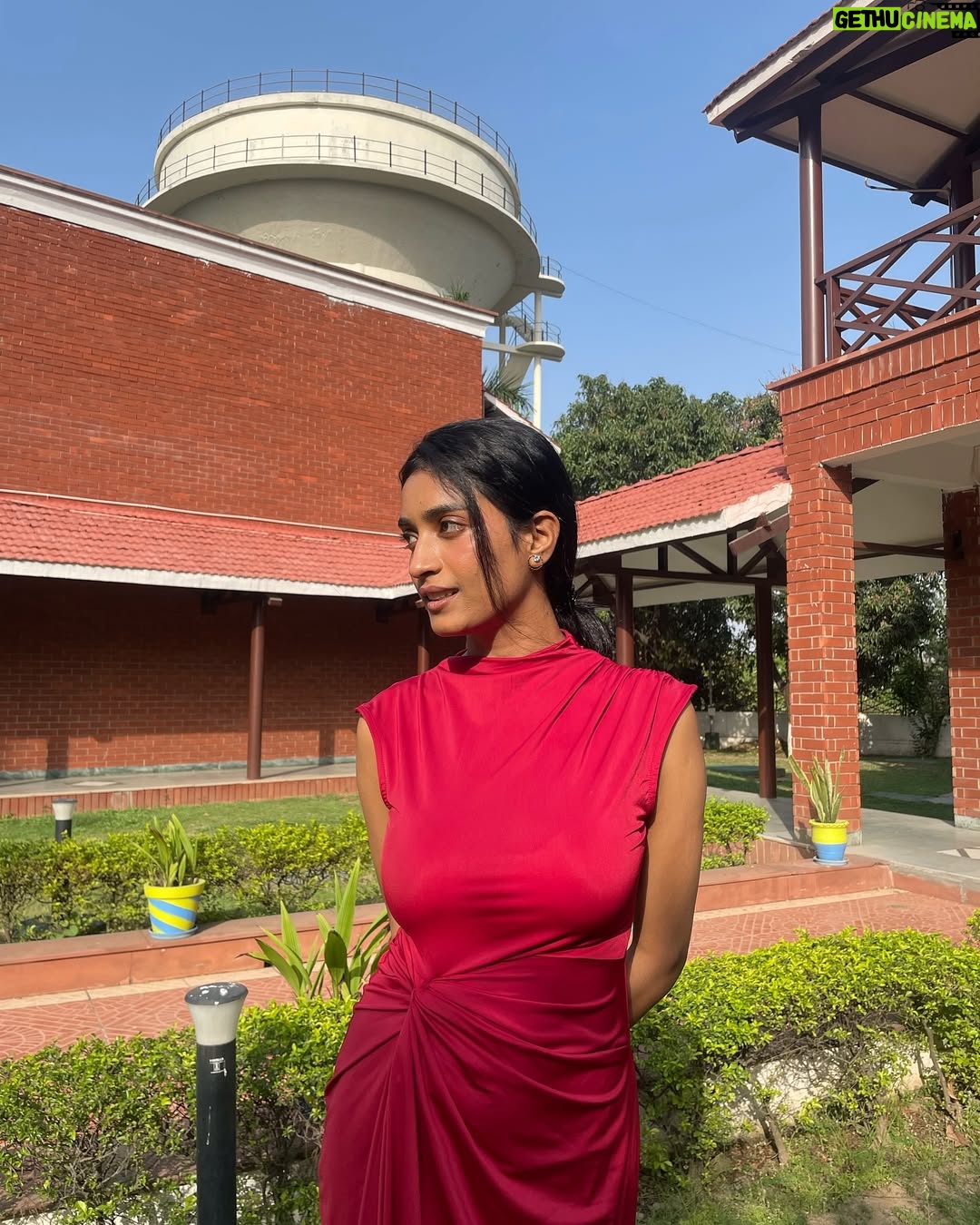 Manya Singh - 4.9K Likes - Just another simple day for another Tedtalk 
“Stay the course” 🪷

People have often asked me why you always choose to  go for Ted talk in IITs and IIMs only and I always say it’s not what I choose it’s always they have choosen me to be the part of their journey 
And during this journey I get to meet a lot of students who have believed and worked hard for their dreams consistently on their own yet very simple people 
I meet a lot of students who have come from lower middle class family and scored more than 99 percentile without any excuse bcz those kids knew If something can make change in their life 
That will be clearly education💯
So here we go signing off!