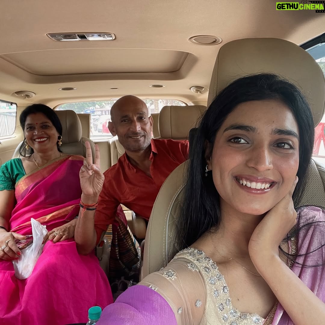 Manya Singh - 4.8K Likes - मेरे ईश्वर को मेरे ईश्वर के दर्शन कराने का अवसर प्राप्त हुआ!❤️

.
