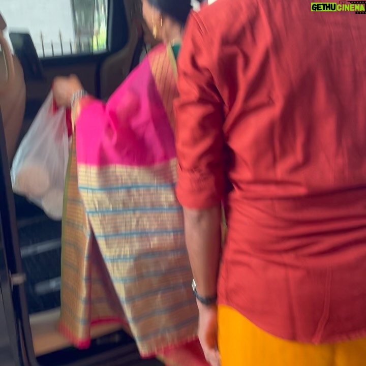 Manya Singh - 4.8K Likes - मेरे ईश्वर को मेरे ईश्वर के दर्शन कराने का अवसर प्राप्त हुआ!❤️

.