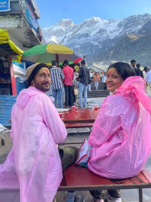 Manya Singh Instagram - From past few years I have been trying to keep my personal life private as much as I can
But I’d like to write about this pilgrimage that I have been wanting to come here for a long time and
Taking my parents who are in their 50s now is an emotionally testing in a way one cannot explain
Watching them gasp for breath and hold their knees and chest, take breaks at slippery path
That made me question baba why you’re so far?
And I got my answer when I walked back after the darshan
As I was coming back down the hill, I witnessed something different
When people saw few yatris on the verge on giving up
Then they take long breath and chant “Om Namath Shivaay”
And instantly few yatris chant back and pick themselves up to continue
Horses and villagers carry the yatris to fulfil their desire of worshipping
Thank you to the people who are doing selfless act of service and sacrifice and sense of duty by protecting each one of us
To @thenareshchauhan @kedarnathpolice to all the sweet people
This place is powerful because it stands witness to the act of such selfless service regardless of person’s wealth, beauty and power it’s one’s healthy body and strong mind and a heart that helps others
Kedarnath yatra challenged me and my will power, Tested my ability and proved to me that this life itself is a pilgrimage and we’re dead race if we’re not there for each other ❤️🙏
