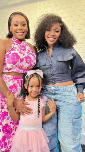 Mapaseka Koetle Instagram - On today’s episode of @mommydiariesbypasi, we’re joined by the incredible @bontle.modiselle and her daughter @afrika_with_love as she shares her beautiful motherhood journey.
Tune in for an inspiring and heartfelt conversation you won’t want to miss!
Link in bio 🔗
#Motherhood #MomLife #Inspiration #mommydiariesbypasikoetle
