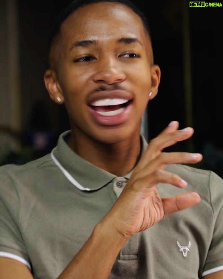 Mapaseka Koetle - 97.6K Likes - Hehe , went on a date with @lasizwe 😍