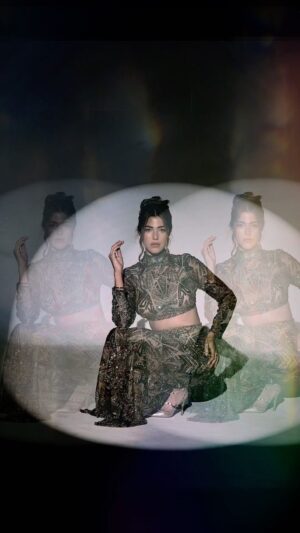 Maram Ben Aziza Instagram - Making off Vs  shots ..
Triple Trouble  @marambenazizaofficial for  @souhir.el.gabsi.official 

Credit : @mohamed_afli_photography 
@hamdi_van_buuren 

Makeup and hair @makeupby.dido