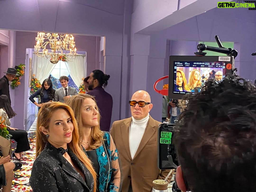 Marcela Posada - 3.9K Likes - ¡Levanten la mano quienes están disfrutando de estos nuevos episodios! #bettylafealahistoriacontinua @primevideolat @catulondono @canalrcn @finafranco @jorgeherrera_oficial  @lucesvel  @julioc_herrera_  @estefigomez11  @val_lagarejo  #Colombia #Mexico @actorjulian  #Mauriciocruz @anaorozcoof @albertoleonjaramillo