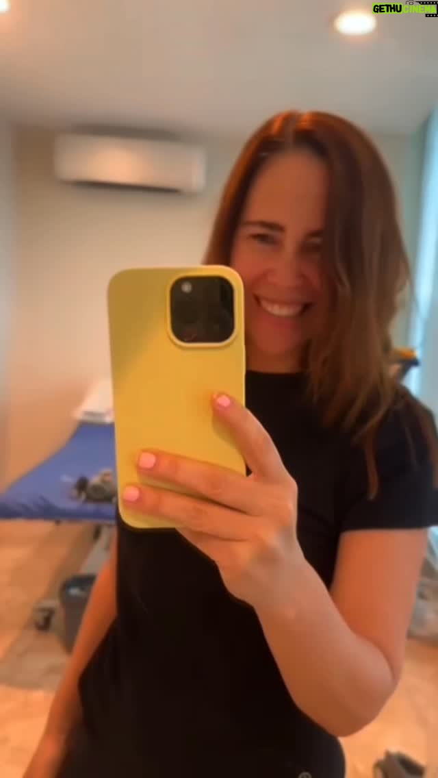 Margarita Magaña - 604 Likes - ✨ *El match perfecto: Alma Prime X   EMTONE* ✨ 

Si este verano estás pensando en hacerte algún tratamiento estos son muy buenos , te voy a estar compartiendo como voy en las historias. Voy en mi segunda sesión y ya estoy viendo resultados. Aquí te dejos los datos .

Son tratamientos no invasivos, súper cómodos, y con resultados visibles. 
✨Alma Prime X ✨
✔️ logra increíbles resultados en el moldeado corporal, reducción de grasa y la tensión de la piel gracias a la combinación de tecnología de ultrasonido y radiofrecuencia patentada. 
Rápido, eficiente y notable desde 5 sesiones logra mejorar la flacidez, la apariencia de la celulitis y la reducción de medidas. 
✨EMTONE ✨
✔️Con la mas alta tecnología a nivel mundial para reducción de todos los grados de celulitis.
Su tecnología patentada combina tecnologías simultáneas de pulsasiones electromagneticas y radiofrecuencia profunda, para tratar las causas.
Observando cambios desde la 4 sesion! 
🌟Ambos equipos y tratamientos con :  @saludandcare_