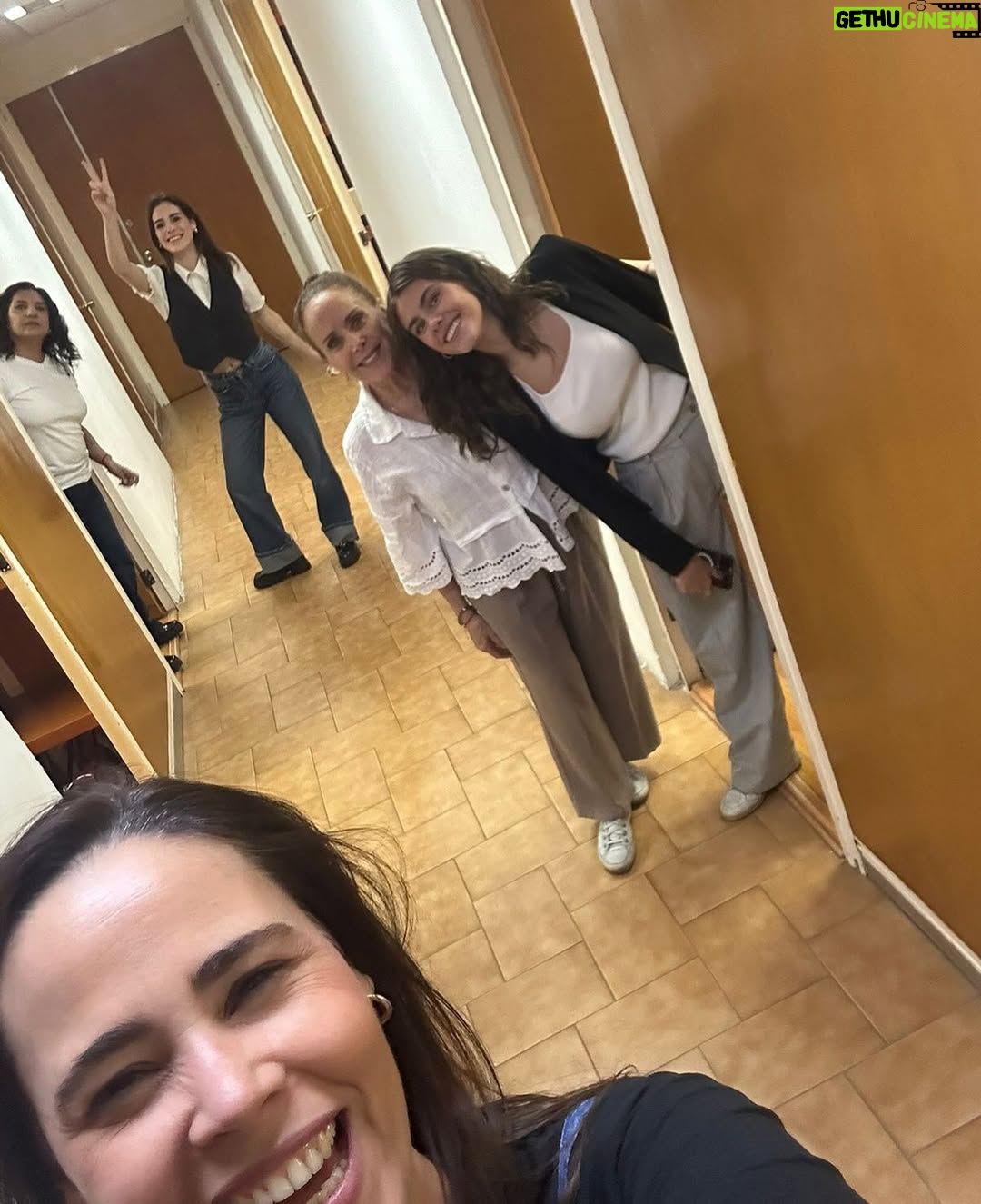 Margarita Magaña - 3.3K Likes - 🎭 Hoy en el Día del Actor* Celebrando de la mejor manera.. ¡trabajando, actuando y agradecida por hacer lo que más amo! 🙌✨ 
Feliz de formar parte de esta nueva novela, rodeada de grandes compañeros y disfrutando cada momento en el set. 📽️🎬.

@ana_tenan @zaidesilvia @luzmariajerez_ @silviacanoproduccion @jcbarreto11 @jesusochoamex @hermanasunamorcompartidoof @michpellicer 

#DíaDelActor #ActuarEsMiPasión #NuevaNovela #Grabaciones #ActorLife