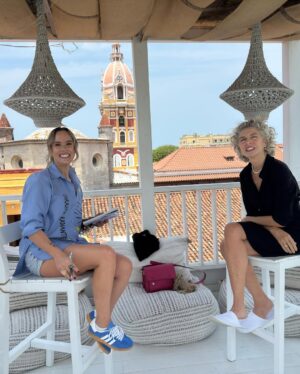 Margarita Rosa de Francisco Instagram - Agenda agitadísima ayer en el @ficcifestival . Una belleza sentir la compañía de tantas personas amables. Gracias con mi alma. Hoy se proyectará la película El paraíso a las 2 p.m. en el teatro Adolfo Mejía. Una vez más, queridísimo @enricomariaartale , gracias por haberme dado el regalo de participar en una obra tan bella.