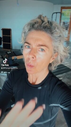 Margarita Rosa de Francisco Instagram - Denuncia MUY GRAVE acaba de hacer Doña Ruth sobre un delito cometido por María Rosa Baquero, la dueña de esta cuenta. que se cree la Gustava Petra del paseo.