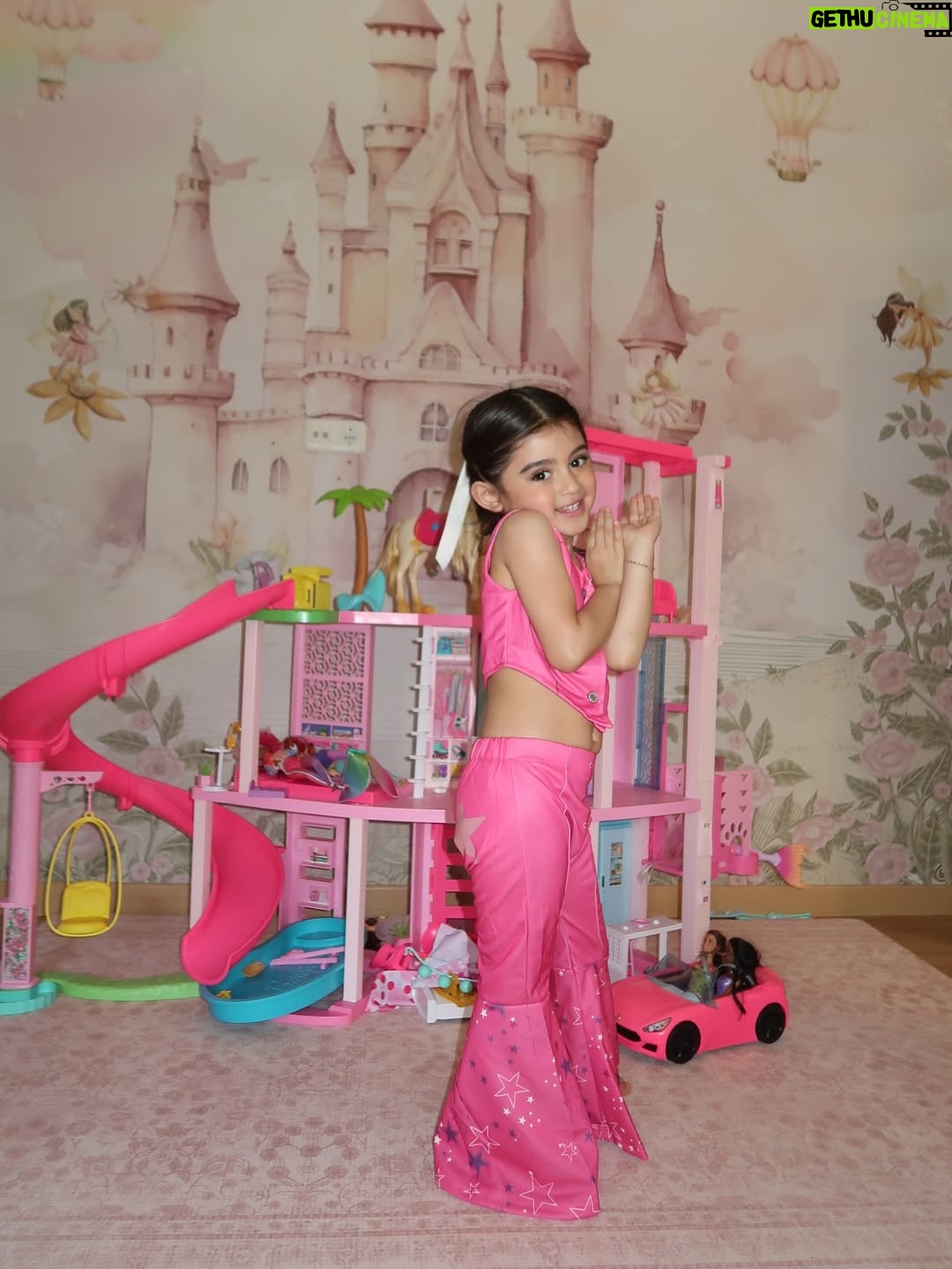 Margin Winaya - 174K Likes - Hi, Barbie🩷🩷🩷 #allahummabarik