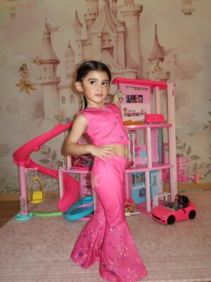 Margin Winaya Instagram - Hi, Barbie🩷🩷🩷 #allahummabarik