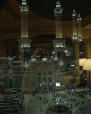 Margin Winaya Instagram - Alhamdulillah selesai melaksanakan ibadah umroh, biasanya selalu berangkat bareng @alisyakieb tapi skrng sendiri dulu karna papaliii sudah mulai dinas. InsyaAllah soon kita bareng bareng lg kesini ya Aamiin! Dan semua yg ingin datang ke tanah suci allah mudahkan. Aamiin ya ALLAH🙏🏻🤲🏻