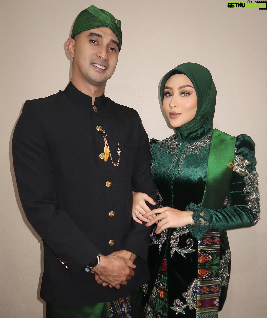 Margin Winaya - 62.4K Likes - WILUJENG MILANGKALA KA 384 KABUPATEN BANDUNG TERCINTA🫰🏻✨

KABUPATEN BANDUNG BEDAS! BEDAS! BEDAS! LEBIH BEDAS! WELL💚💚💚

Attire @ayungberinda 
Hijabdo @tyasgoenawan