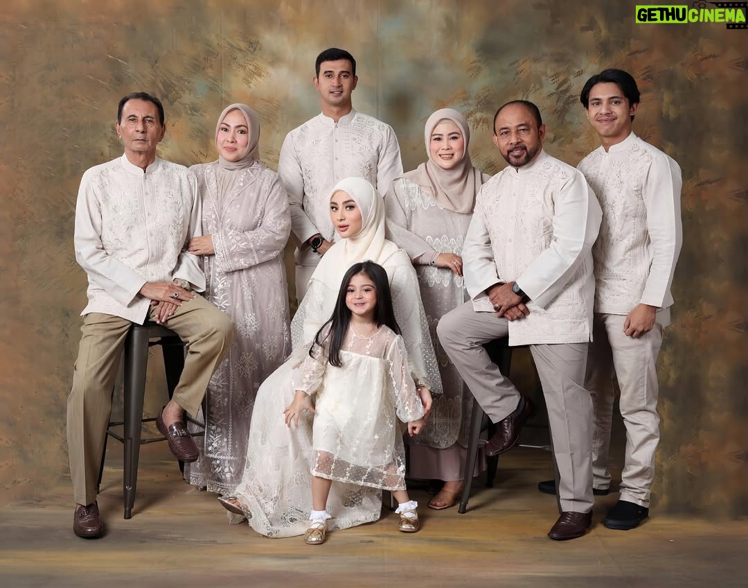 Margin Winaya - 73.8K Likes - Family🫰🏻✨🌙🤍 #allahummabarik