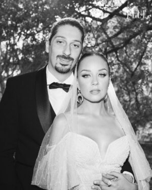Mariam Al Khosht Instagram - Stunning Mariam El Khosht celebrates her wedding today! Warmest congratulations go out to her and her husband Ahmed Abaza.
Styling: @ayatseifelnasr
Dress: @hassidrissofficial
Makeup: @ayaabdelhamid
Hair: @mr.beshoo @alsagheersalons
Headpieces: @m.s.headpieces
Sneakers: @shoe_bridal_libre
Jewelery: @marcriadjewelry, @glamour.jewellery
مريم الخشت تحتفل بزفافها اليوم! التهاني لها ولزوجها أحمد أباظة.
#ELLEEgypt #ELLE #MariamElKhosht