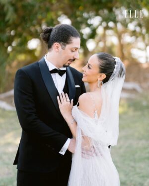Mariam Al Khosht Instagram - Stunning Mariam El Khosht celebrates her wedding today! Warmest congratulations go out to her and her husband Ahmed Abaza.
Styling: @ayatseifelnasr
Dress: @hassidrissofficial
Makeup: @ayaabdelhamid
Hair: @mr.beshoo @alsagheersalons
Headpieces: @m.s.headpieces
Sneakers: @shoe_bridal_libre
Jewelery: @marcriadjewelry, @glamour.jewellery
مريم الخشت تحتفل بزفافها اليوم! التهاني لها ولزوجها أحمد أباظة.
#ELLEEgypt #ELLE #MariamElKhosht