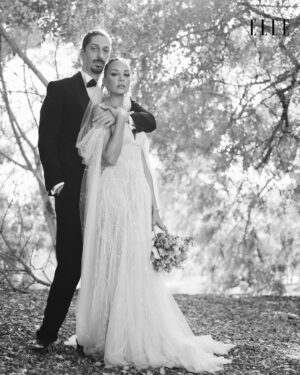 Mariam Al Khosht Instagram - Stunning Mariam El Khosht celebrates her wedding today! Warmest congratulations go out to her and her husband Ahmed Abaza.
Styling: @ayatseifelnasr
Dress: @hassidrissofficial
Makeup: @ayaabdelhamid
Hair: @mr.beshoo @alsagheersalons
Headpieces: @m.s.headpieces
Sneakers: @shoe_bridal_libre
Jewelery: @marcriadjewelry, @glamour.jewellery
مريم الخشت تحتفل بزفافها اليوم! التهاني لها ولزوجها أحمد أباظة.
#ELLEEgypt #ELLE #MariamElKhosht