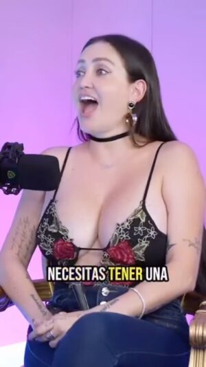 Marian Franco Instagram - Cual es la medida exacta??? Jajaja @marian.francoo nos cuenta en mi #podcast #onlycelia ya disponible en mi canal de #youtube 🔥🔥🔥🔥
