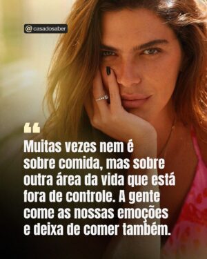 Mariana Goldfarb Instagram - A trajetória de Mariana Goldfarb vai muito além do universo da moda. Modelo, nutricionista e futura psicóloga, ela construiu sua história entre desafios e superações, enfrentando pressões estéticas, distúrbios alimentares e ambientes abusivos desde a adolescência.
Hoje, compartilha com autenticidade suas reflexões sobre corpo, saúde mental e autoconhecimento, inspirando milhares de mulheres a buscarem equilíbrio em meio às cobranças da sociedade.
Nesta entrevista, Mariana fala sobre sua relação com a imagem, a responsabilidade de influenciar outras mulheres nas redes sociais e como a psicanálise transformou sua vida, tornando-se um caminho de cura e fortalecimento.
_____________
O bate-papo faz parte da newsletter Cá Entre Nós, do programa Elas! Para ler a entrevista completa, acesse o link na bio.