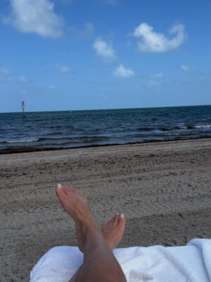 Mariana Kupfer Instagram - FĆ©rias com a minha š».
Aproveitando os dias por aqui com muito amor.
#marievickyviajam #miami #colecionandomemorias