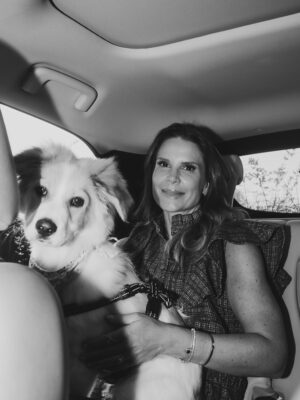 Mariana Kupfer Instagram - O carrossel de fotos mais lindos que vocĆŖ vai ver hoje, Ć© essa sequĆŖncia do Chico e do meu Mitsubishi Eclipse Cross⦠Passem pro lado ā”ļø
@mitsubishimotorsbr
#4x4ĆMitsubishi
#Mitsubishi
#eclipsecross
Look: @missinclof
Cabelo e make: @ruthpaiva15 @espacoamais.salao