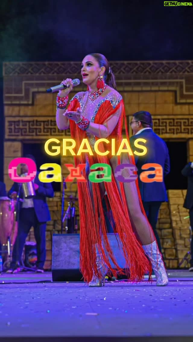 Mariana Seoane - 5.3K Likes - Gracias #oaxaca por hacerme parte de tu #guelaguetza2025 y recibirme con tanto amor ❤️💃🏻🎤 lo disfrutamos mucho! 🥰

Aqui les dejo estas maravillosas fotos como un adelanto de esta hermosa experiencia con este gran público los amo. 

📸 @a_fcoramos @jhonnycastellanosoax