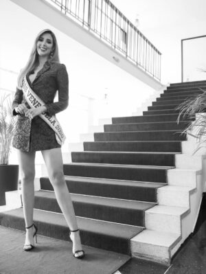Mariángel Villasmil Instagram - 🌟 Hace 5 años mi vida cambió para siempre. Subirme a ese escenario y escuchar mi nombre como Miss Venezuela 2020 fue más que una corona: fue la confirmación de que los sueños se cumplen cuando se camina con fe, disciplina y amor propio. 💫
En estos años he aprendido que la verdadera belleza no está en lo que se ve, sino en lo que se transmite, en la capacidad de inspirar y dejar huella en los demás. 👑✨
Hoy celebro no solo un título, sino un viaje de crecimiento, retos superados y la dicha de representar a mi país con orgullo. Gracias a quienes han estado conmigo desde el inicio y a quienes siguen caminando a mi lado. 🤍
Que esta historia sea un recordatorio de que no hay sueños imposibles, solo corazones dispuestos a luchar por ellos, aun cuando la adversidad parece mas fuerte💖
#MissVenezuela2020