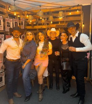 Mariazel Olle Casals Instagram - Ayer me quedó claro, porque @nodal, es uno de los máximos representantes de la música regional mexicana a nivel mundial del momento! GRAN CONCIERTO! 👏🏼👏🏼👏🏼