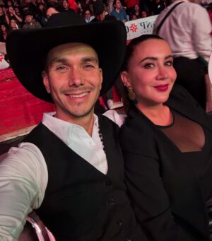 Mariazel Olle Casals Instagram - Ayer me quedó claro, porque @nodal, es uno de los máximos representantes de la música regional mexicana a nivel mundial del momento! GRAN CONCIERTO! 👏🏼👏🏼👏🏼