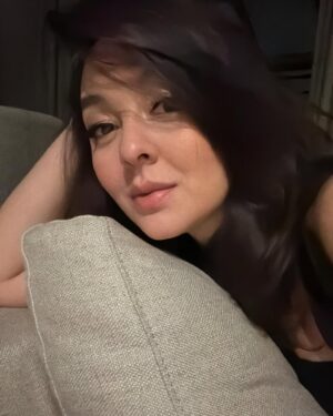 Marina Kravets Instagram - Сегодня есть шанс после работы лечь пораньше спать. Интересно, я им воспользуюсь или опять всё профукаю?.. 🤔
В принципе, если перестать фотографироваться…
Спокойной ночи ;))