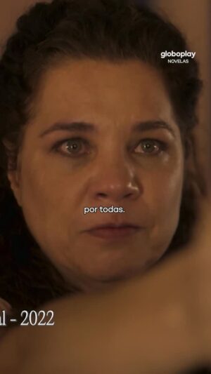 Marisa Orth Instagram - No segundo episódio de Loucos por Novela, Bruno Luperi, autor do ramake de Pantanal, lembra do sucesso da personagem Maria Bruaca e como ela foi abraçada pelo público, o que não aconteceu na primeira versão da trama.
▶️: Loucos por Novela, segunda, a partir das 18h. Assista também no @globoplay 📲