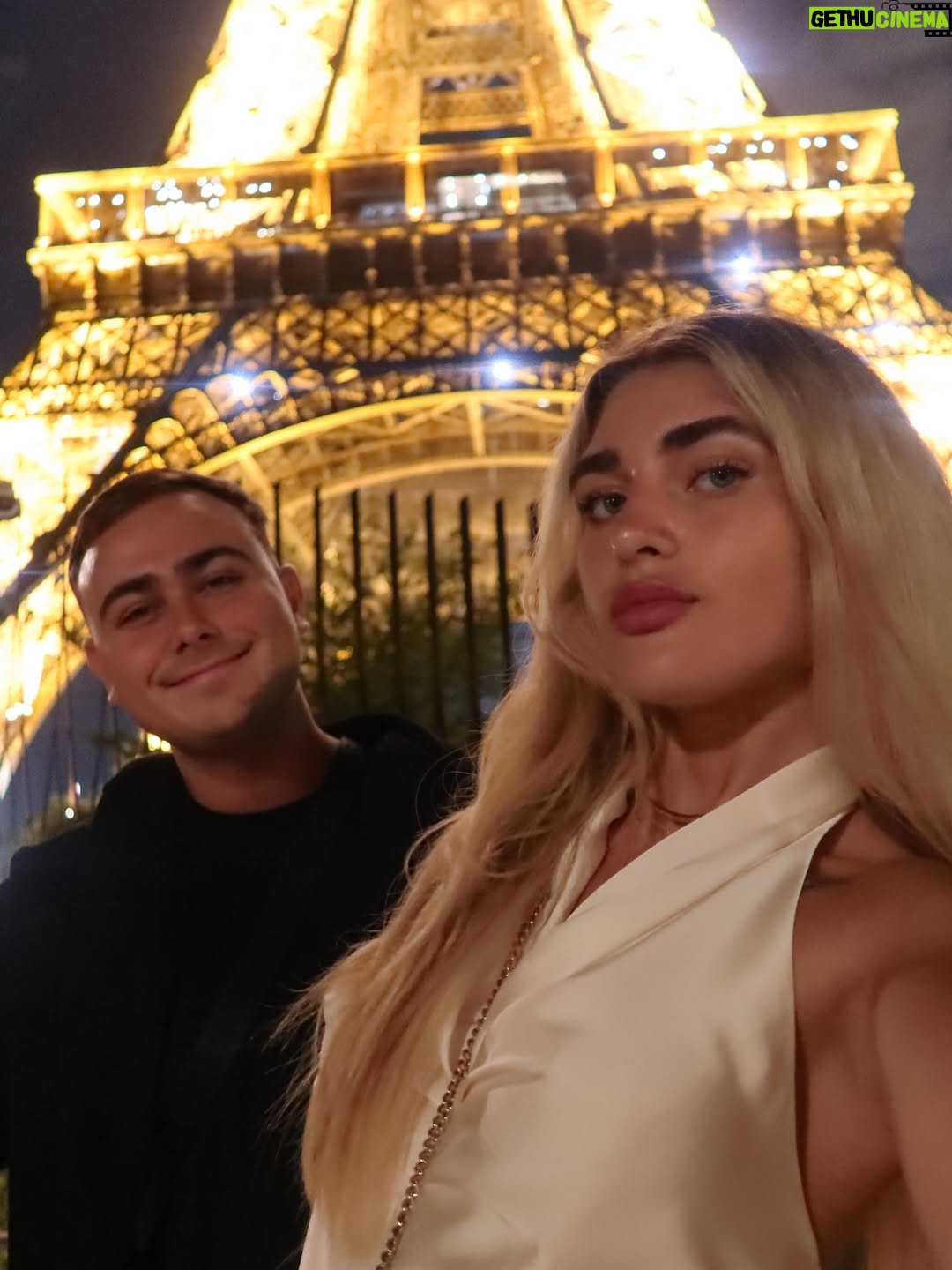 Marta Fort - 60K Likes - un poco de parís 🇫🇷