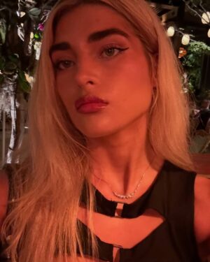 Marta Fort Instagram - cerrando el viaje con este dump🍹
