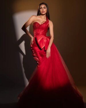 Mary Jean Lastimosa Instagram - Lady in Red š„
The lovely MUPH 2014 and Mister Grand International Director @mj_lastimosa in gorgeous @raus1983 piece.
Styling @candidlyraine
Photography and direction @jai_murcillo
Hmua @kimroyopog
Special thanks to the @mistergrandph and @mistergrandinternational organization āØļø
#stylingbyrainerobo #fashionstylist