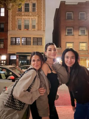 Mary Jean Lastimosa Instagram - Never not catching up with my MU sisters everywhere I go š«¶š¼ @anissablondin my Belgian sis š
#NYC
