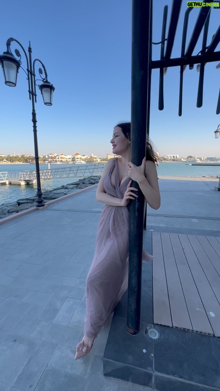 Matylda B - 3.7K Likes - Location 👌🏻 @ritzcarltonabudhabi next level of #luxury 💖 Come here with @rapidluxe #luxurytravel #abudhabi #ritzcarlton #weddinglocation #uae #lifestyle #travel