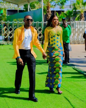 Maua Sama Instagram - KAMA HUYO, NITAMPATA WAPI? 💚💛
Mtu Ambae Comment Yake Haitojibiwa Nampa Laki Moja…!! GOOD LUCK ⭐️
Ila Alikiba 😍😍.
Designer 👗 @lucie_designtz
MUA @tahiyasama
Hair @theonlyamina79