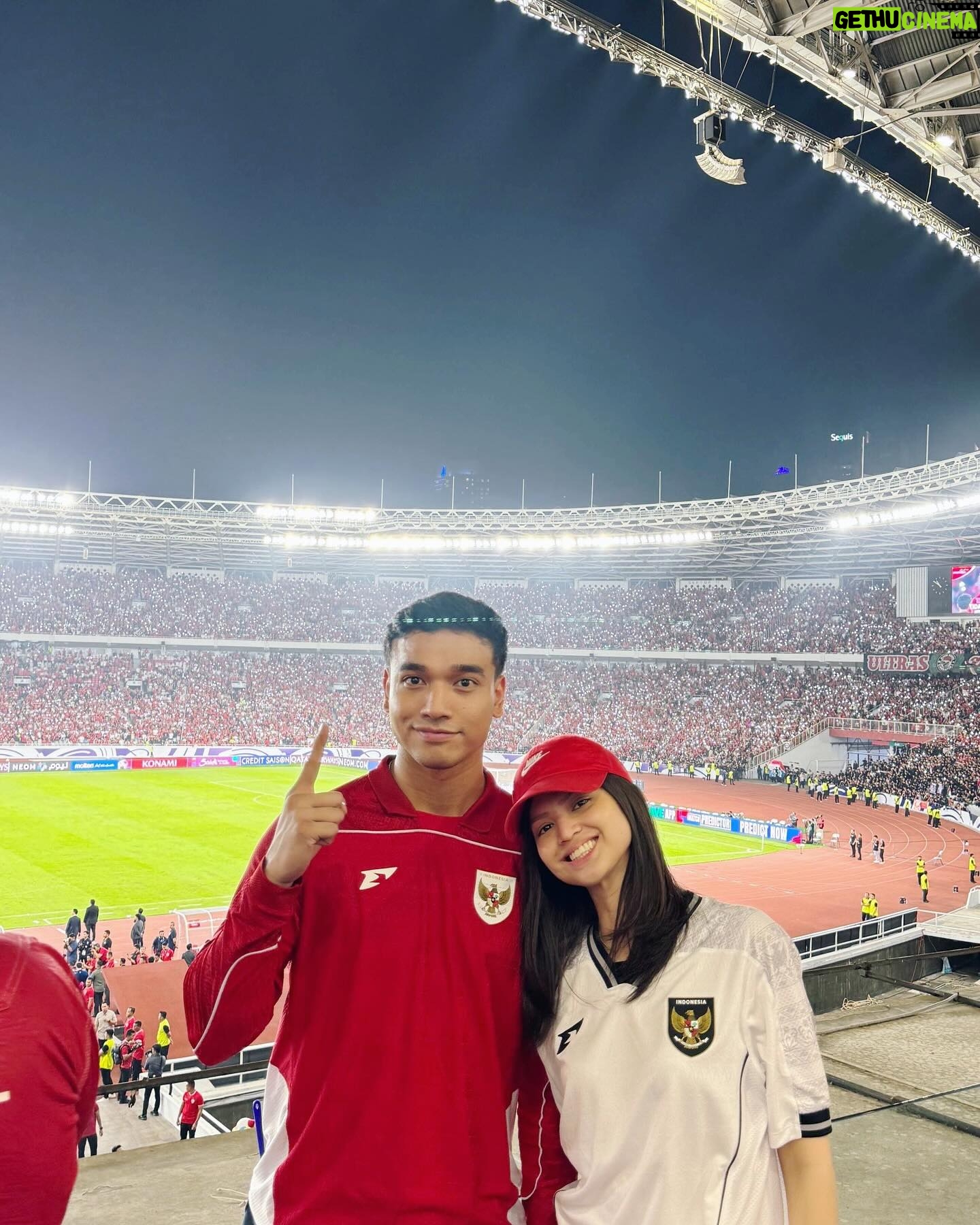 Maudy Effrosina - 2.8 Million Likes - Ubur ubur ikan lele, timnas menuju piala dunia lee 🇮🇩🔥