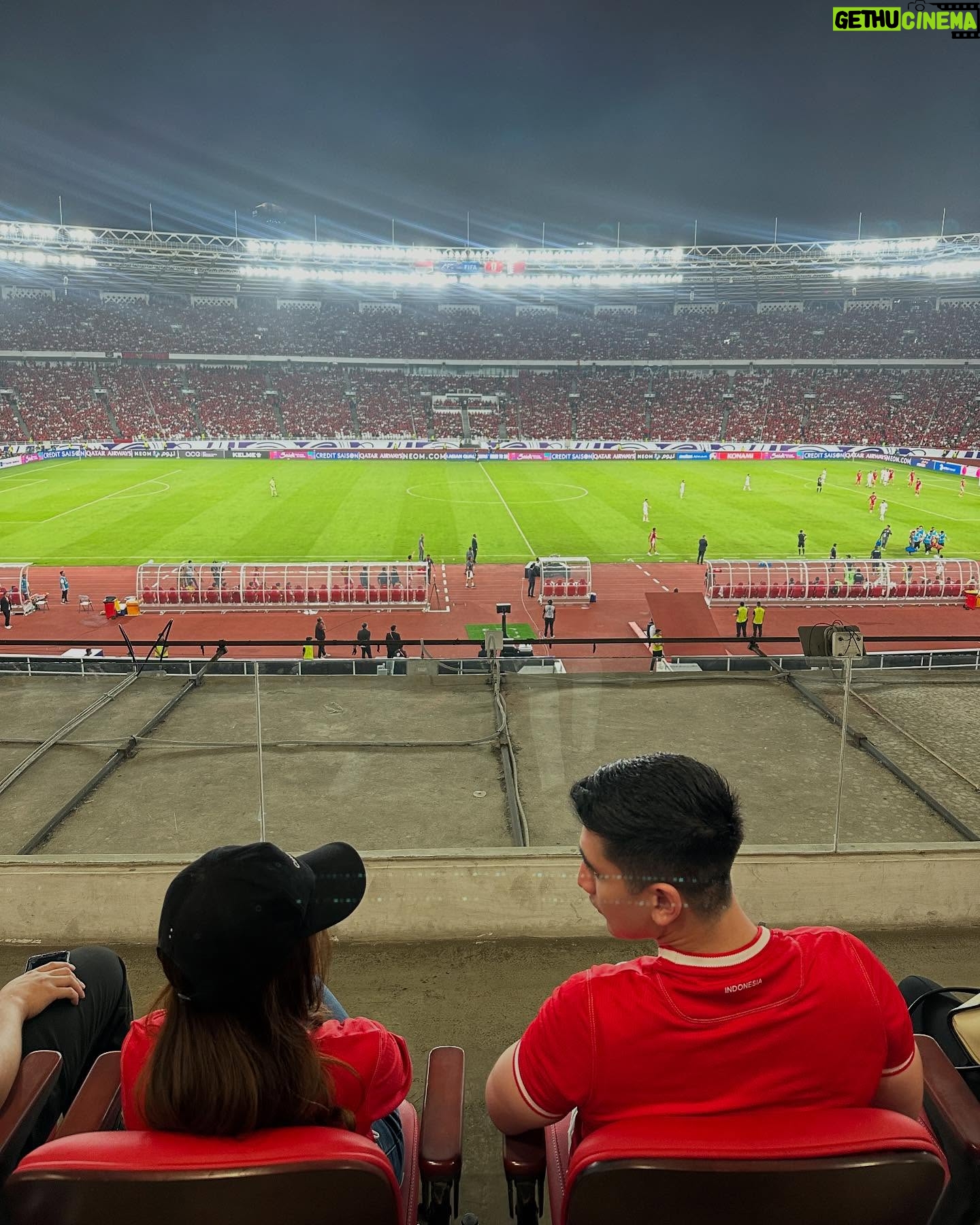 Maudy Effrosina - 2.8 Million Likes - Ubur ubur ikan lele, timnas menuju piala dunia lee 🇮🇩🔥