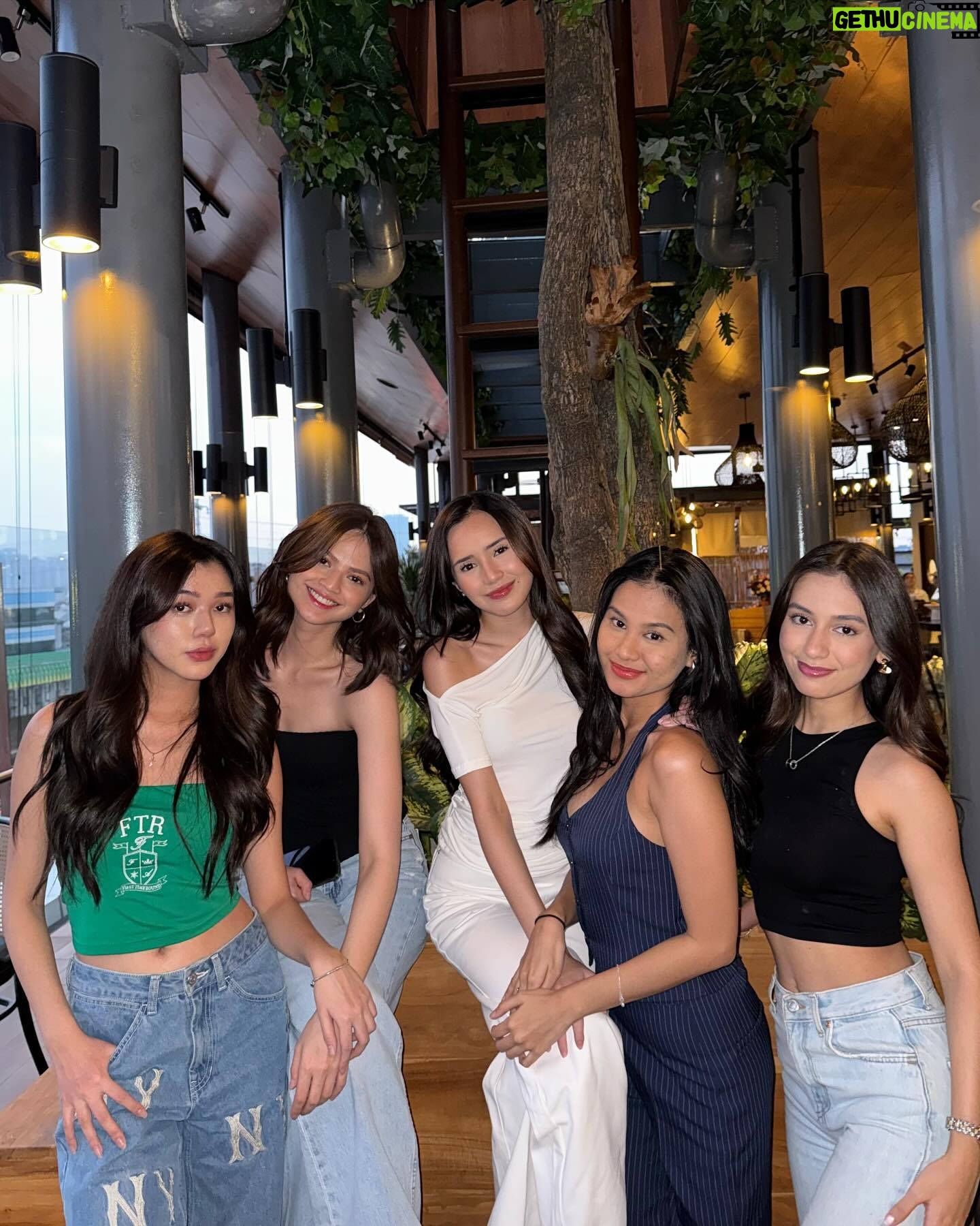 Maudy Effrosina - 234.7K Likes - 🤍