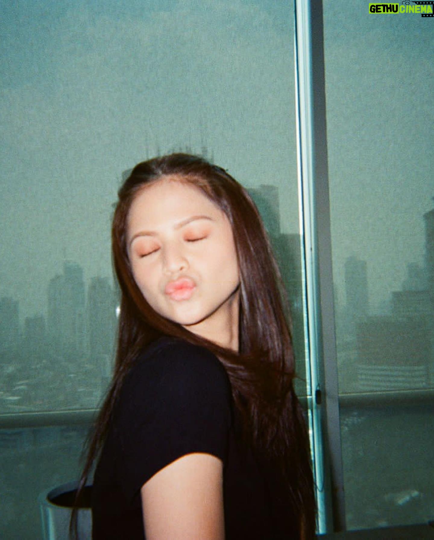 Maudy Effrosina - 232.2K Likes - 💋💋