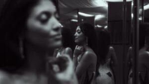 May Elghety Instagram - Grateful for the kind of collaborators who create room for authenticity, that’s where the real magic begins ✨🤍
Brand, styling & art direction by @maisonfarahwali @farahwali
Director: @adhamelamiir
DOP & postproduction: @youssefeldera
MUA: @sandra_magdy_mua
Hairstylist: @islamzakisalon
Jewellery: @elmawardyjewelry
PR & Management: @sizzle_company