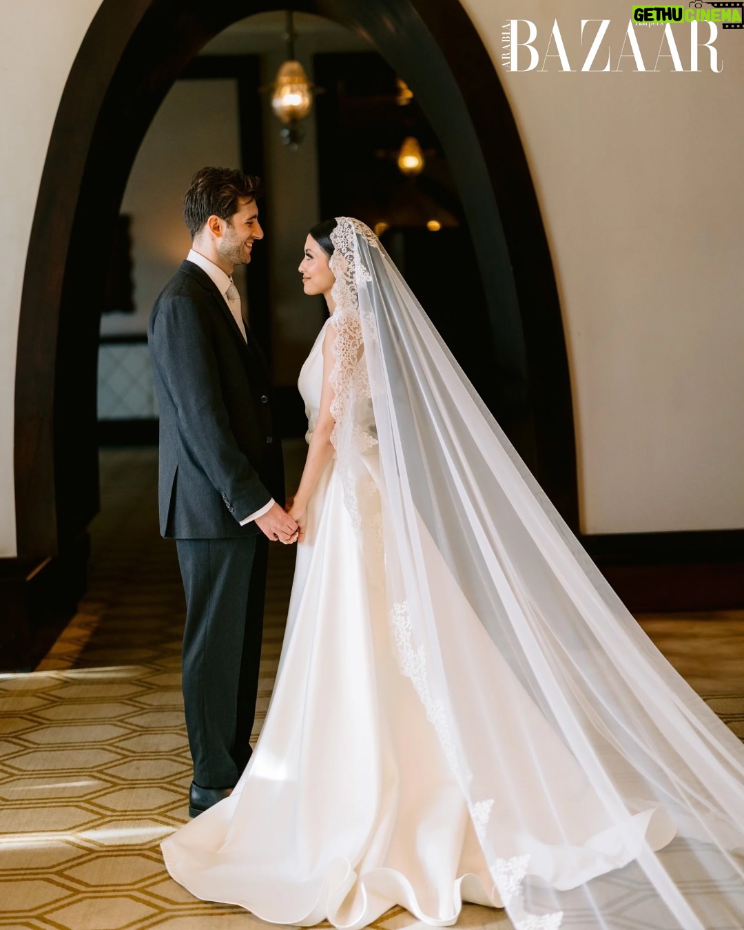 May Elghety - 39.6K Likes - Some weddings are planned; others feel destined. Egyptian actress @mayelghety’s celebration at Cairo’s St. Regis was a golden-hour dream—an intimate, elegant ode to timeless love. From the vintage romance of her Vera Wang and Oscar de la Renta gowns, to all the heartfelt details, her day unfolded like poetry upon the Nile.

Read the full story at at the link in bio.

حصريًا لـ هاربرز بازار العربية: زواج الممثلة المصرية مي الغيطي من الطبيب البريطاني آندرياس براون مساء يوم الأحد في العاصمة المصرية، القاهرة بفندق سان ريجيس، وذلك في حفل زفاف اقتصر على أفراد العائلة والأصدقاء.

وتألقت العروس بإطلالتين: فستان فينتج من المصممة الشهيرة فيرا وانغ، وآخر من دار أوسكار دي لا رينتا. وتخبرنا العروس: “لطالما كانت لدي نظرة واضحة لفستان زفافي؛ تصميم خالد في أناقته، بسيط في تفاصيله، وملكي في روحه”.

كما حدثتنا عن قصة حبها الحالمة، التي تعيدنا بالزمن إلى رومانسية فاتنة تأسر القلوب بكل تفاصيلها.
تفضلوا بزيارة موقعنا لقراءة الحوار كامل.

Location: @stregiscairo
Photographer: @kerotadros_photography_
@soqrat.films
Make-up Artist: @Sandra_magdy_mua
Veil and train: @shahendahegazy 
Hair stylist: @islamzakisalon
Jewellery: @Iramjewelry_
Interview: @rodaynanasser
Management & PR: @sizzle_company