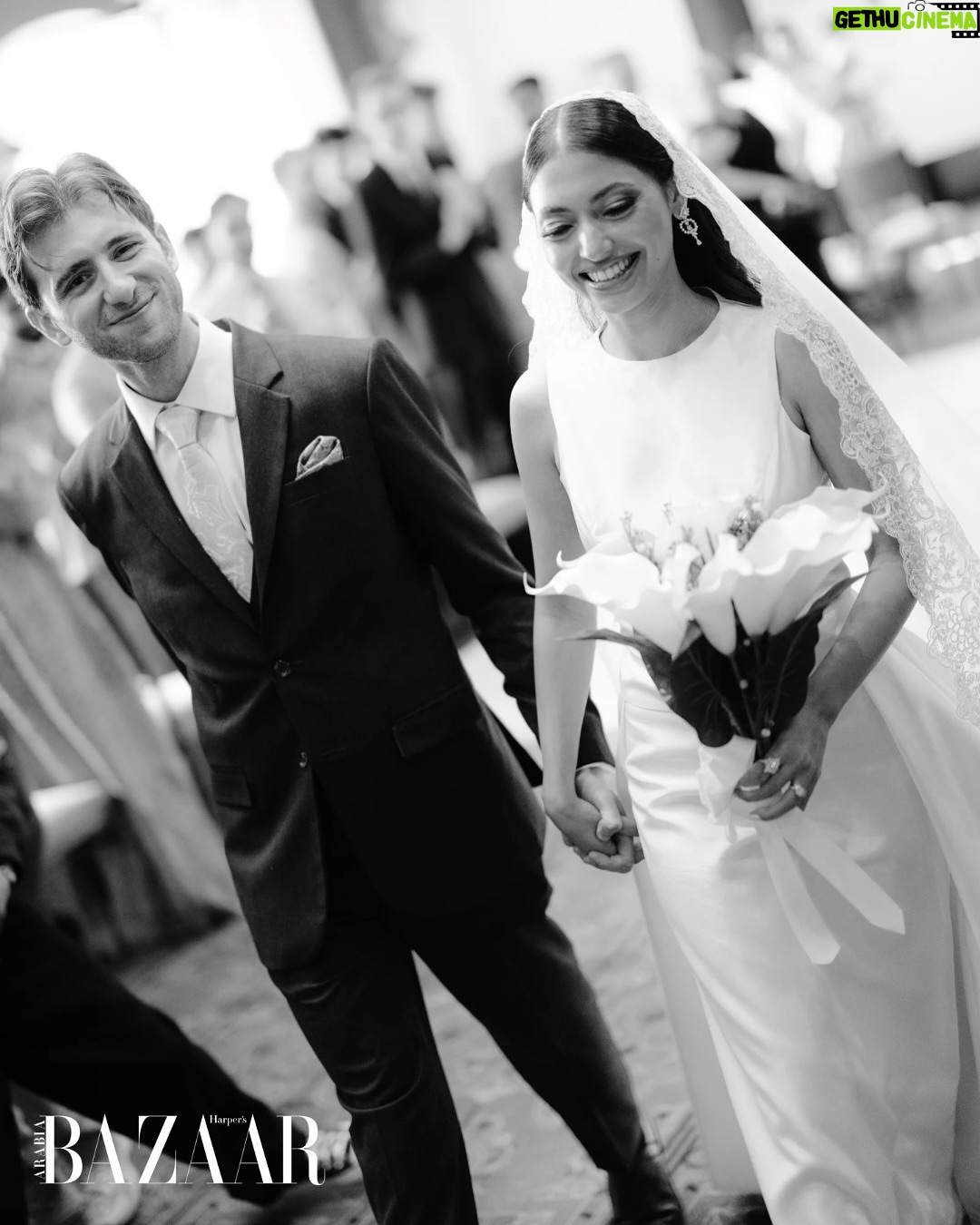 May Elghety - 39.6K Likes - Some weddings are planned; others feel destined. Egyptian actress @mayelghety’s celebration at Cairo’s St. Regis was a golden-hour dream—an intimate, elegant ode to timeless love. From the vintage romance of her Vera Wang and Oscar de la Renta gowns, to all the heartfelt details, her day unfolded like poetry upon the Nile.

Read the full story at at the link in bio.

حصريًا لـ هاربرز بازار العربية: زواج الممثلة المصرية مي الغيطي من الطبيب البريطاني آندرياس براون مساء يوم الأحد في العاصمة المصرية، القاهرة بفندق سان ريجيس، وذلك في حفل زفاف اقتصر على أفراد العائلة والأصدقاء.

وتألقت العروس بإطلالتين: فستان فينتج من المصممة الشهيرة فيرا وانغ، وآخر من دار أوسكار دي لا رينتا. وتخبرنا العروس: “لطالما كانت لدي نظرة واضحة لفستان زفافي؛ تصميم خالد في أناقته، بسيط في تفاصيله، وملكي في روحه”.

كما حدثتنا عن قصة حبها الحالمة، التي تعيدنا بالزمن إلى رومانسية فاتنة تأسر القلوب بكل تفاصيلها.
تفضلوا بزيارة موقعنا لقراءة الحوار كامل.

Location: @stregiscairo
Photographer: @kerotadros_photography_
@soqrat.films
Make-up Artist: @Sandra_magdy_mua
Veil and train: @shahendahegazy 
Hair stylist: @islamzakisalon
Jewellery: @Iramjewelry_
Interview: @rodaynanasser
Management & PR: @sizzle_company